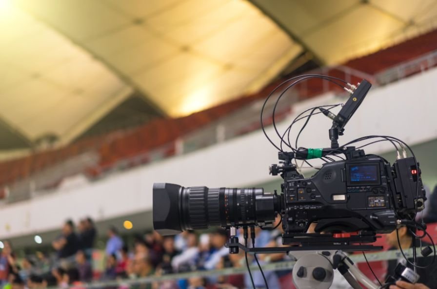 How Cable Camera Systems Work During Live Sports
