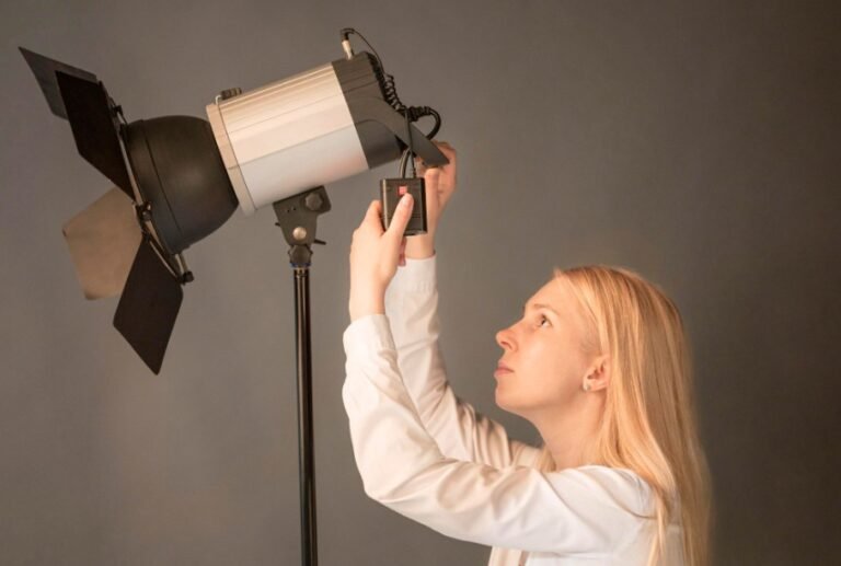 Camera Movements for Cinematic Video: 15 Pro Techniques 