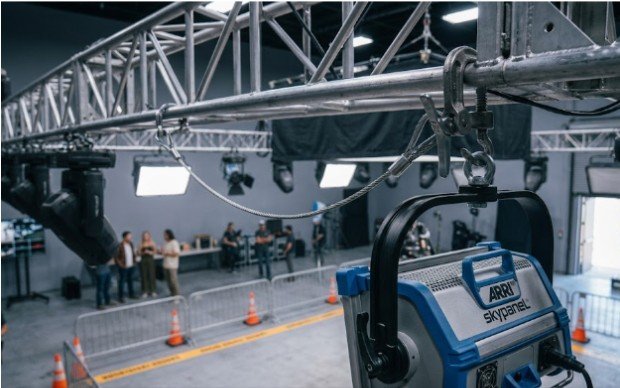 Safe Overhead Rigging and Secondary Protection