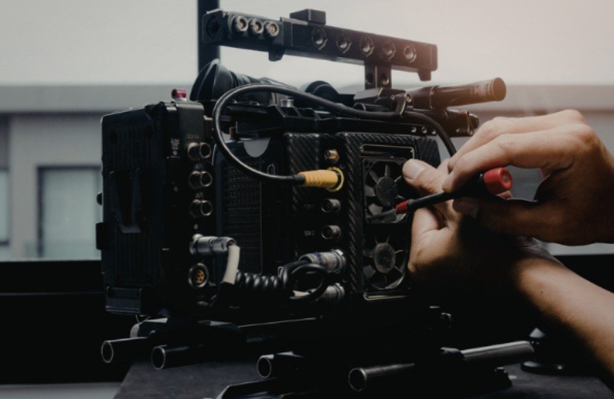 Inside an Impossible Shoot: The Custom Camera Rig
